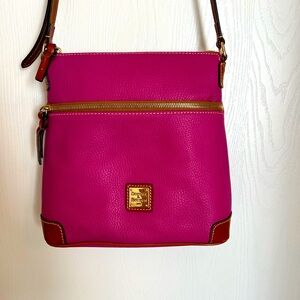 D&B Pebble Grain Crossbody